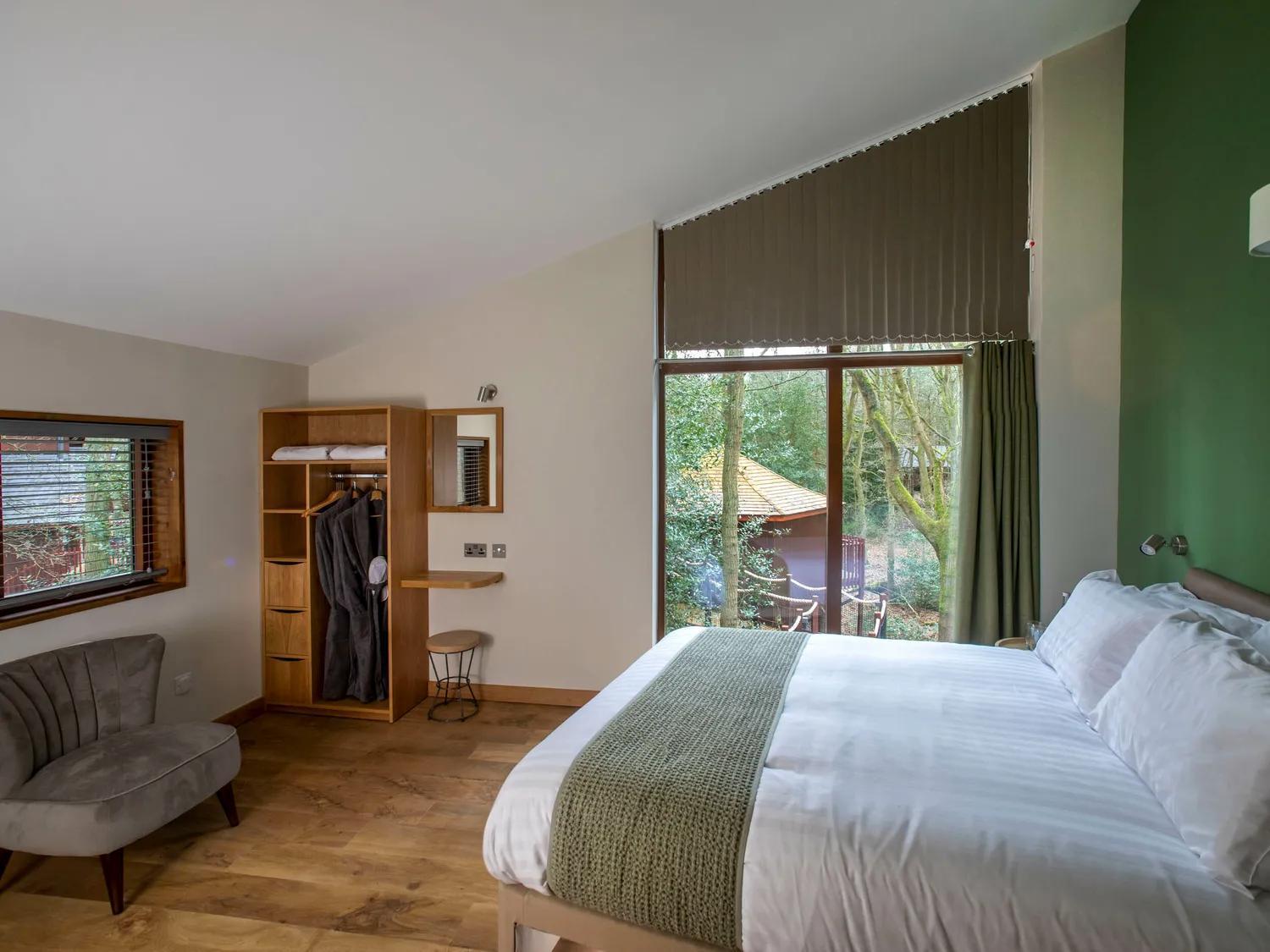 Delamere Forest Cabins - Forest Holidays Mouldsworth Eksteriør bilde